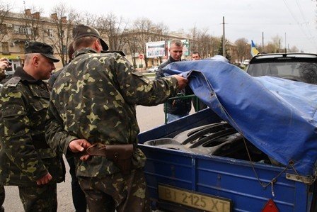 Полтавський Автомайдан надав кременчуцьким військовим допомоги на 30 тисяч гривень