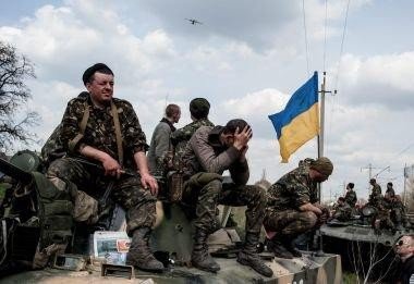 Порошенко ввів в дію рішення РНБО щодо реалізації мирного плану на Донбасі