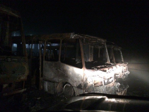 Підприємству ЛЮГ спалили 3 автобуси і пошкодили ще тридцять