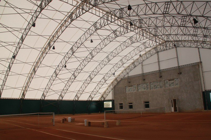 У Полтаві скоро запрацює тенісний корт під куполом