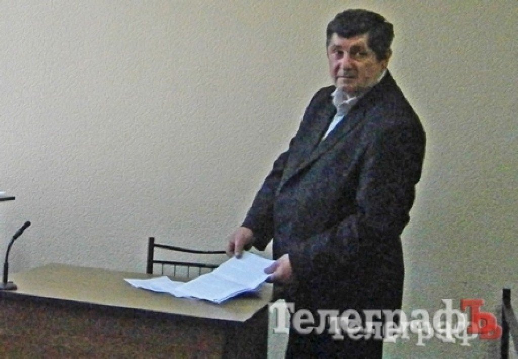 Порошенко звільнив за корупцію одного з голів РДА Полтавщини, ще одного призначив