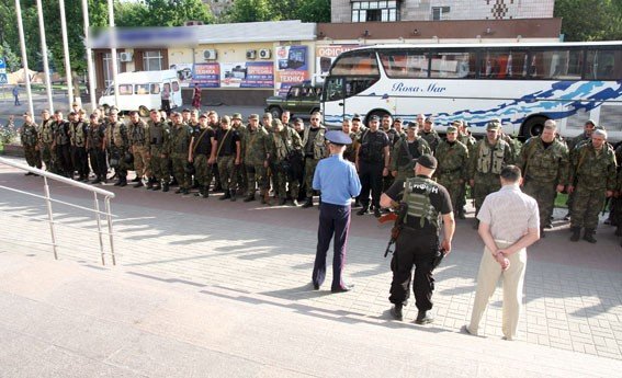 Полтава зустріла правоохоронців, які повернулися з АТО