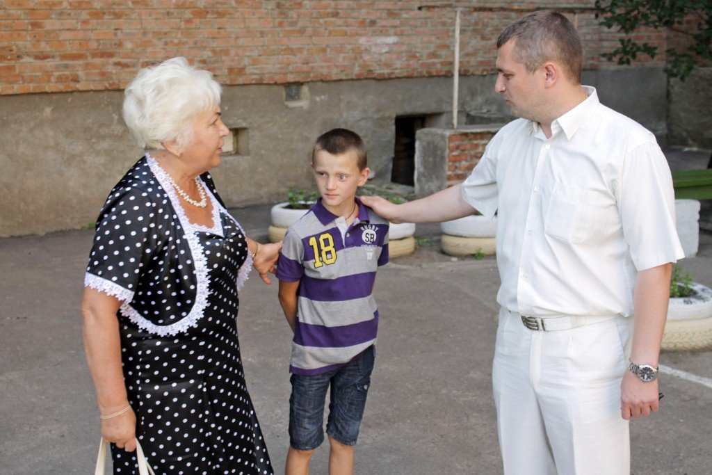 У маленького Тимофія з’явився шанс бачити цей світ краще завдяки людській небайдужості