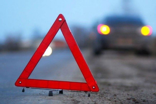 В автокатастрофі під Лубнами двоє людей загинули
