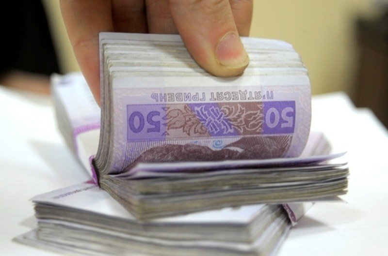 На Полтавщині злодії видурили у пенсіонерів 100 тисяч, обмінявши на папір