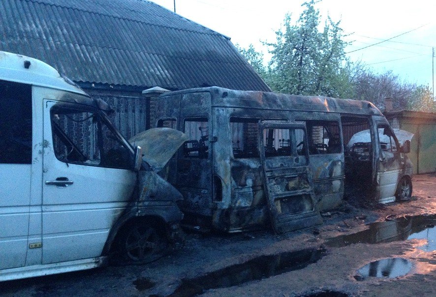 На Полтавщині горіли дві автівки