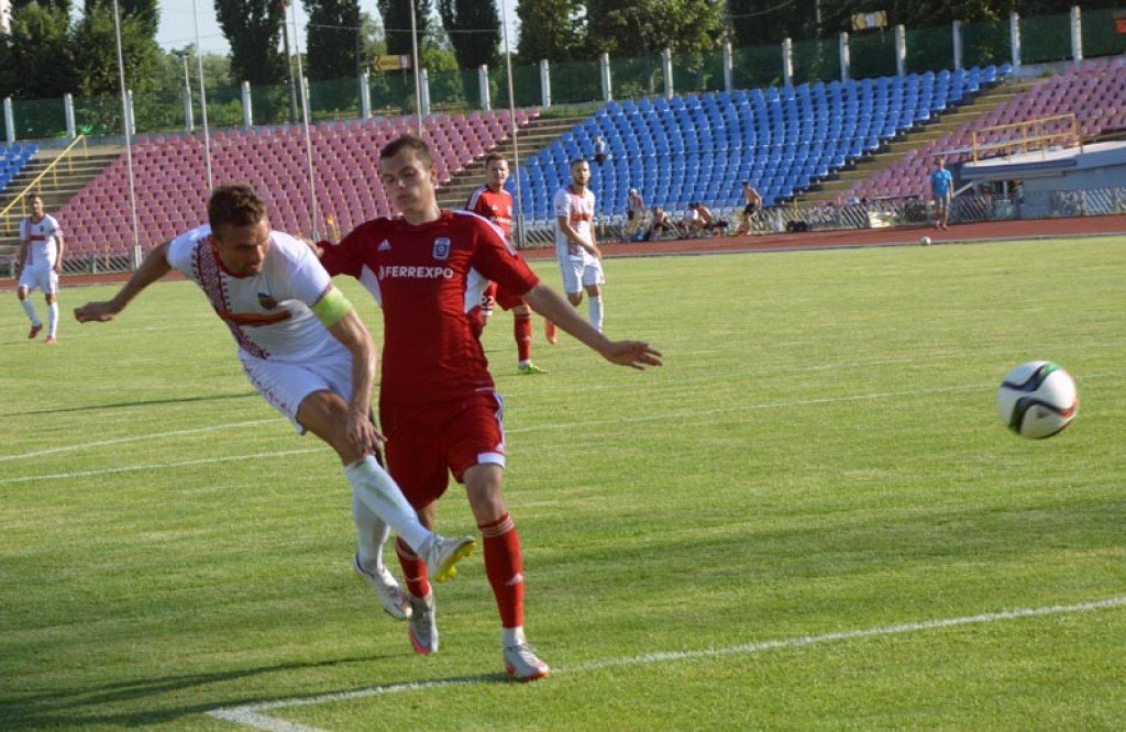 «Черкаський Дніпро» – «Гірник-спорт» Горішні Плавні 1:1 (1:1) 1 липня 2016 р. Контрольний матч. Черкаси. Центральний стадіон. Арбітр: Ю.Фощій (м.Черкаси). «Черкаський Дніпро» 1 тайм: О.Будюк, О.Давидов, А.Бурлін, О.Тарасенко, Д.Балан, І.Семенина, О.Сафон