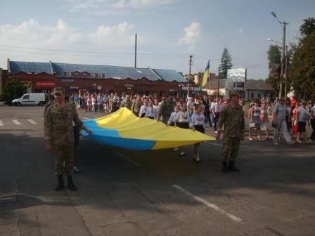 День Державного Прапора України: які стяги підняли в містах Полтавщини (ФОТО)