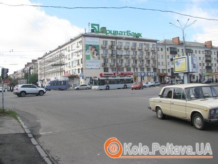 Перехрестя Жовтневої і Сінної