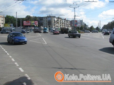 Перехрестя Жовтневої і Зіньківської