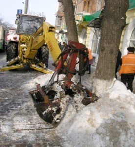 Снігоочисна техніка в Полтаві та області готова до роботи поки що на 85%