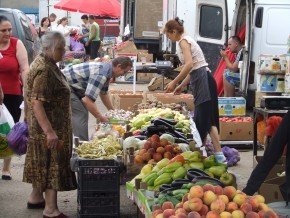 Восени прогнозують зниження цін на молоко, овочі та гречку. Фото vidido.ua