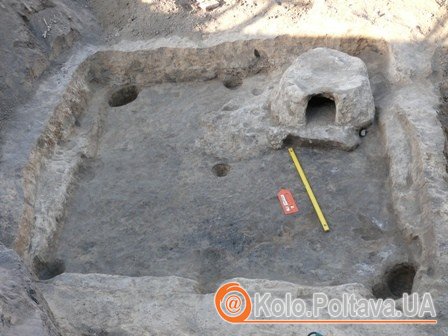 Розкопки в Полтаві (Першотравневий прспект, 15/17). Проводились у 2010 році