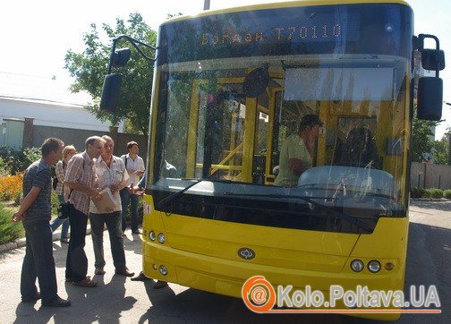 Поки що у Полтаву прибув один з десяти нових тролейбусів