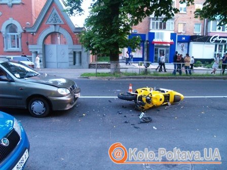 Мотоцикліст загинув на вулиці Жовтневій