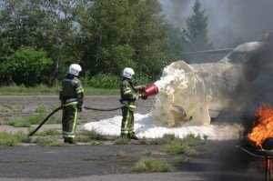 Крім тренувань гасити пожежу, рятувальники вчилися надавати першу медичну допомогу
