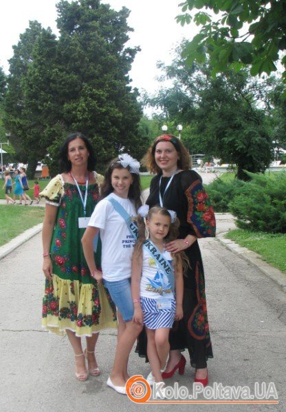 Мами і доньки – усі з Болгарії приїхали титуловані та довели світу гостинність і красу української землі