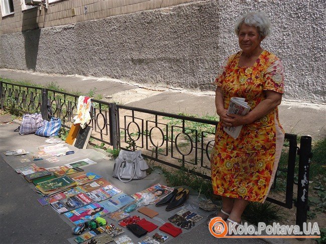 Елеонора Іванівна торгує на вувлиці Куйбишева уже 20 років