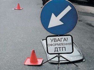 У Полтаві зіткнулися три автівки (фото: ukr.detective-ua.com)