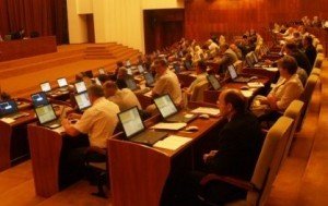У Полтаві депутати проголосували за те, щоб 20-ту сесію сьогодні не закривати