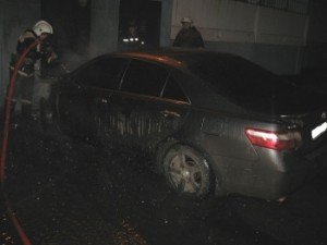 У різдвяну ніч в Полтаві горів автомобіль