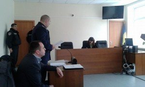 Суд у Полтаві постановив виселити Євромайдан із обласної ради