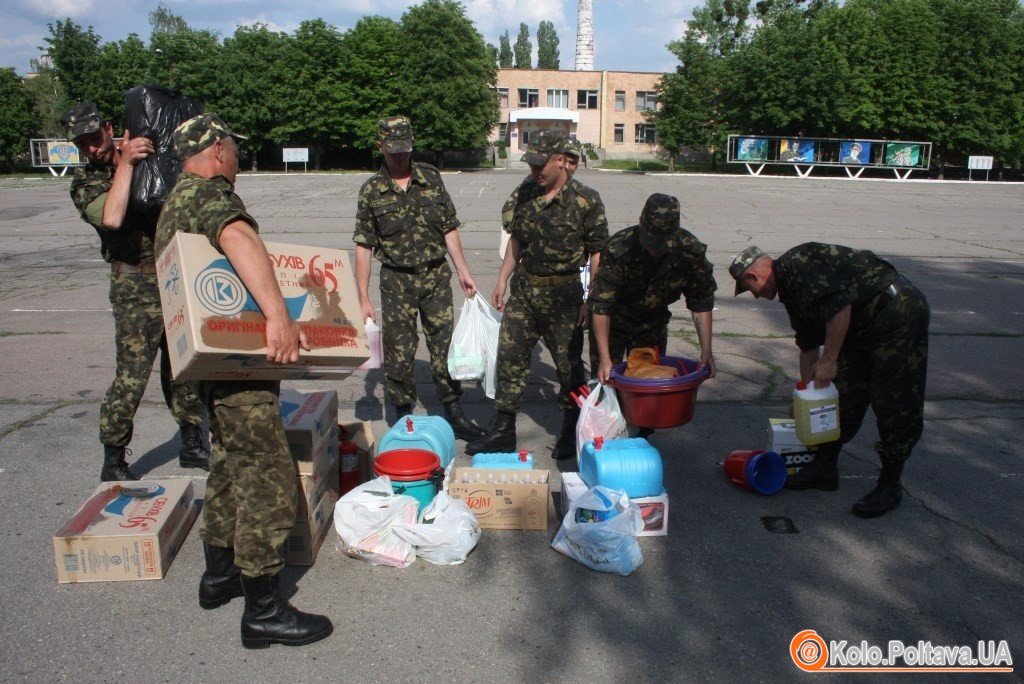 Полтавська міліція поїде на Схід до полтавських військових: «Коло» збирає передачу