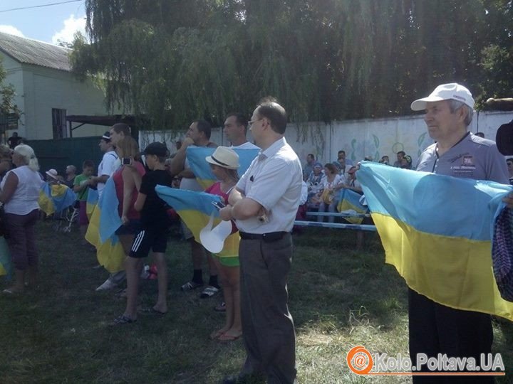 Наперекір неоголошеній війні Сорочинський ярмарок відкрили