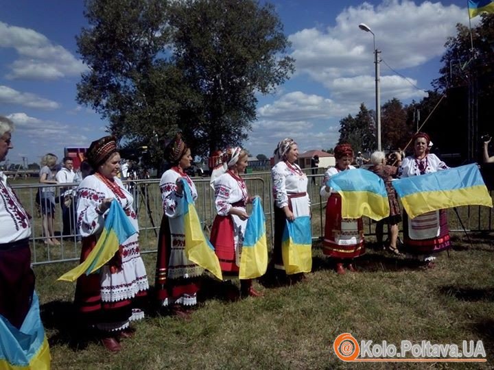 Наперекір неоголошеній війні Сорочинський ярмарок відкрили