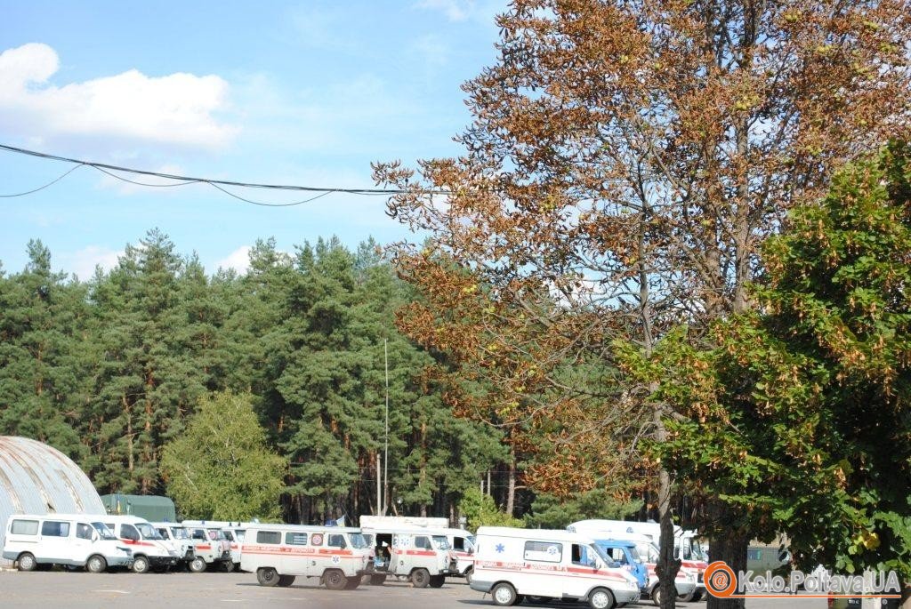 Полтавський Автомайдан допоміг підготувати машини санітарної роти для роботи в зоні АТО