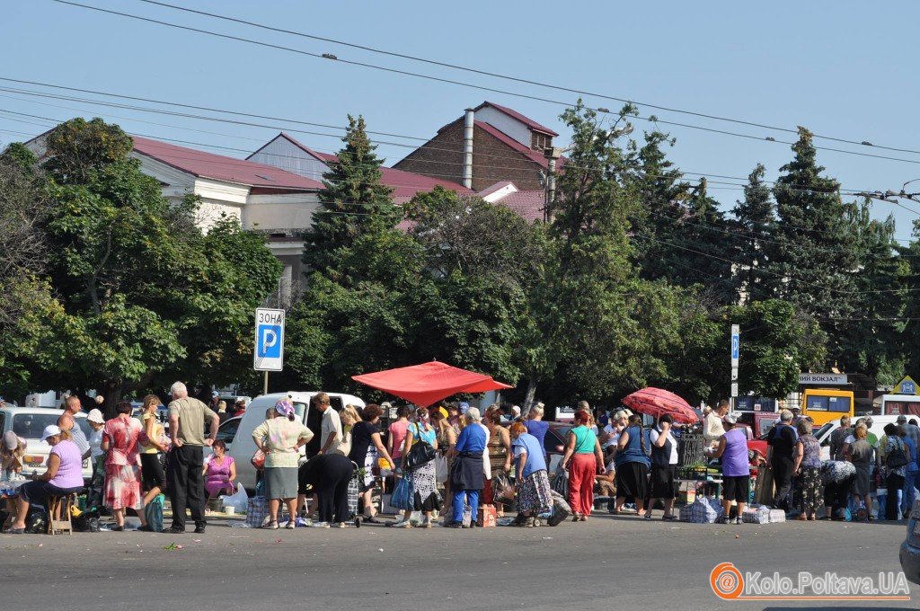 Полтавські ринки – як перевіряють і кому належать