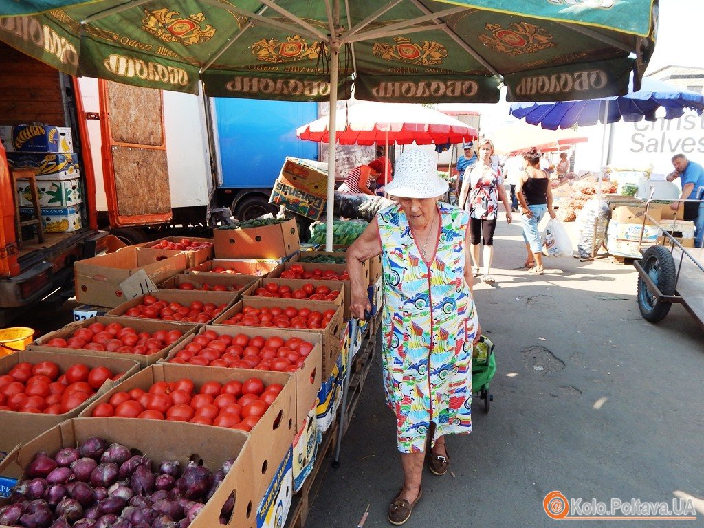 Полтавські ринки – як перевіряють і кому належать