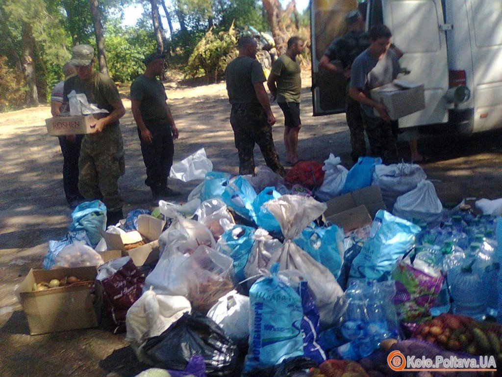 Полтавські волонтери відвезли допомогу на передову в околиці Луганська