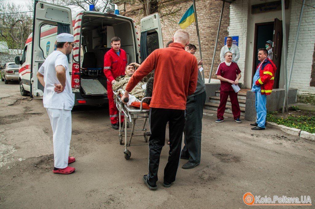 Два роки потому волонтерський фронт Дніпропетровського військового госпіталю (ФОТО)
