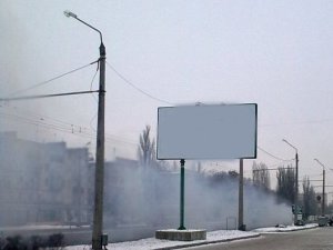 Фото: Водій автокрану влаштував змагання на полтавських вулицях