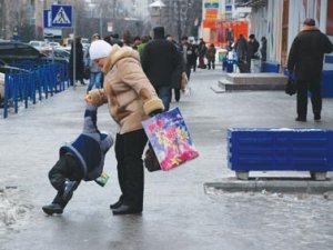 Фото: Учора 36 полтавців отримали травми через негоду в місті