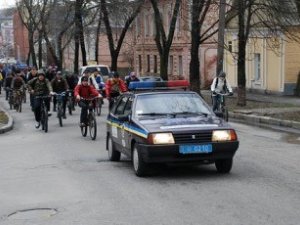 Фото: Велосезон 2011 відкрито: мер Полтави, можливо, теж пересяде на велосипед