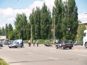 Фото: ДТП у Полтаві – знову за участю мототехніки