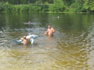 Фото: Радіаціаційний фон та температура води на пляжах в Полтаві