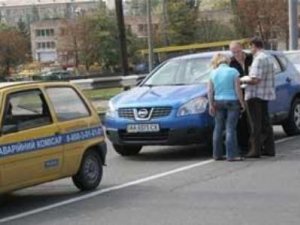 Фото: ДТП без вызова ГАИ: от виновника происшествия можно получить не более 10 тысяч