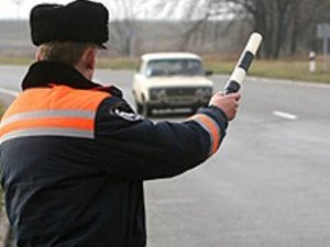 Фото: У Полтаві даішники  затримали чоловіка, який був у розшуку