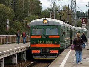 Фото: У розклад електропотягів сполученням Полтава-Гребінка знову внесли зміни