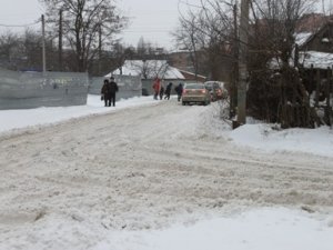 Полтавці не встигають боротись зі снігом: фоторепортаж