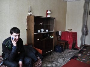 Фото: Сирота-погорілець з Полтави позбувся підозрілих родичів, знайшов кохання та мріє про море