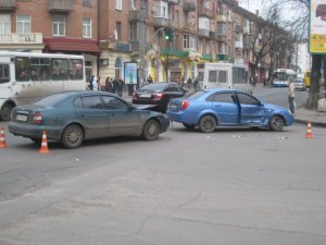 ДТП у Полтаві: зіштовхнулись два автомобілі (фото)