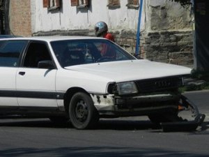 У Полтаві на перехресті Артема та Шевченка не працює світлофор: сталась ДТП