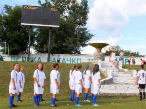 Фото: Олімпійський смолоскип дав початок футбольному турніру Полтавщини. Фото