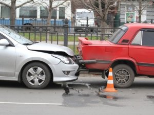 Фото: ДТП у Полтаві: дорогу не поділили чотири автомобілі (+фото та карта)