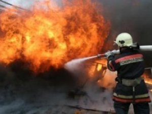 Фото: Пожежа на Полтавщині: знову горів автомобіль