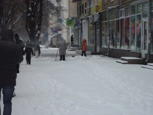 Фото: Зима нарешті прикрасила Полтаву снігом (фото)